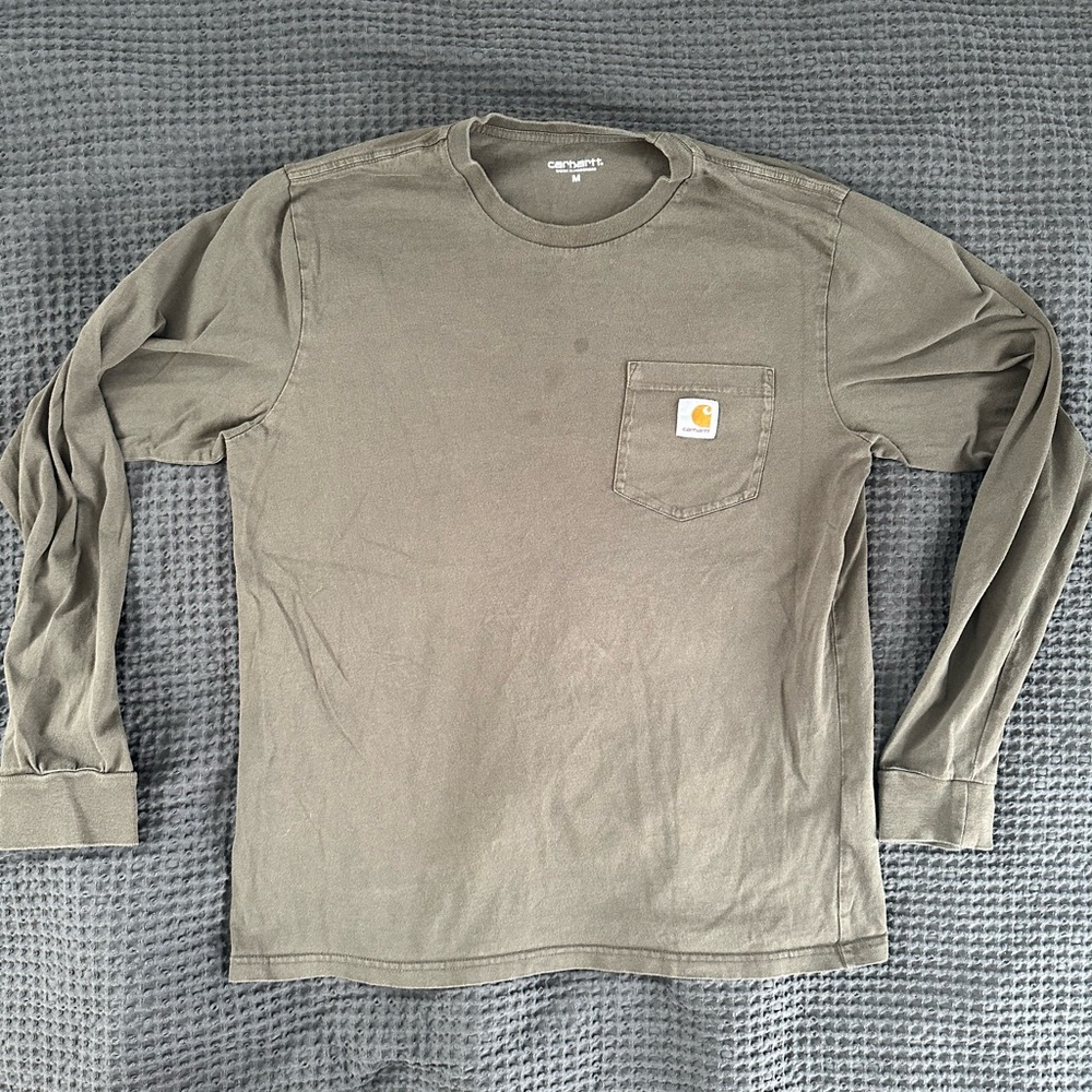 carhartt wip long sleeve olive tshirt used men’s medium